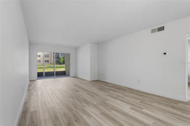 $149,000 | 1375 Doolittle Drive, Unit 103, Dunedin, FL 34698