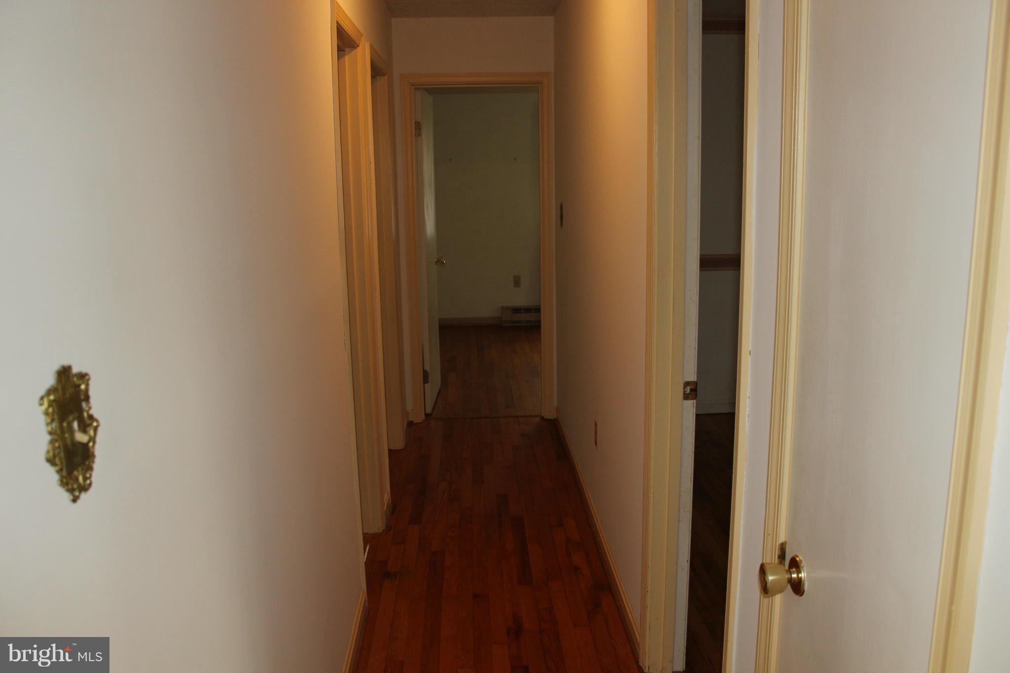 12009 Briar Patch Road Hume, VA 22639 - Photo 5 of 11 Interior (General)