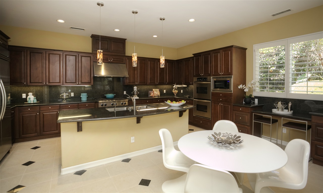 2871 Rancho Cortes Carlsbad, CA 92009 - Photo 16 of 25