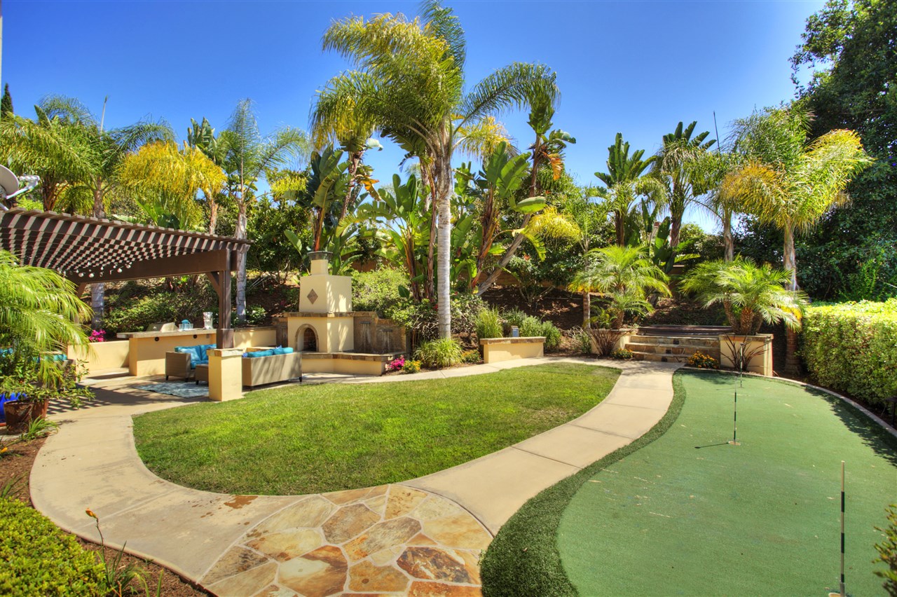 2871 Rancho Cortes Carlsbad, CA 92009 - Photo 8 of 25