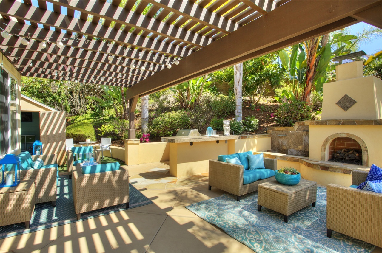 2871 Rancho Cortes Carlsbad, CA 92009 - Photo 9 of 25