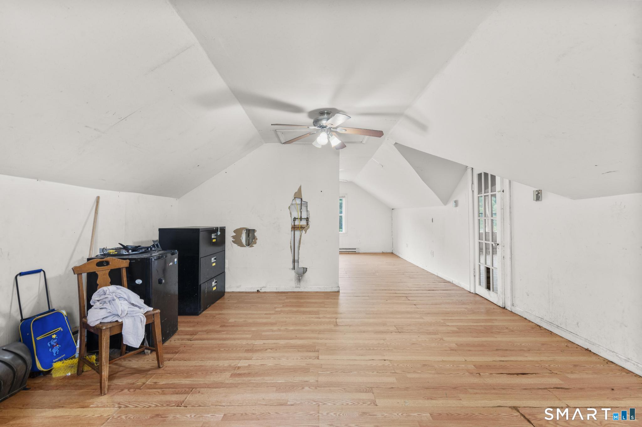 663 White Plains Road Trumbull, CT 06611 - Photo 25 of 32
