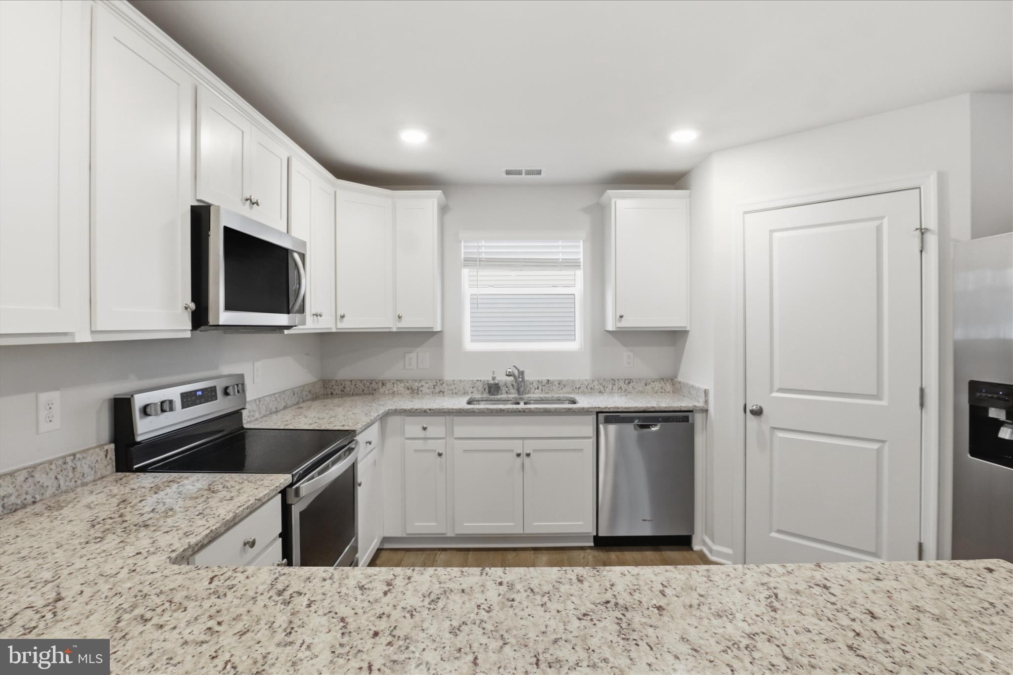 6619 Sacagawea Street Ruther Glen, VA 22546 - Photo 11 of 58