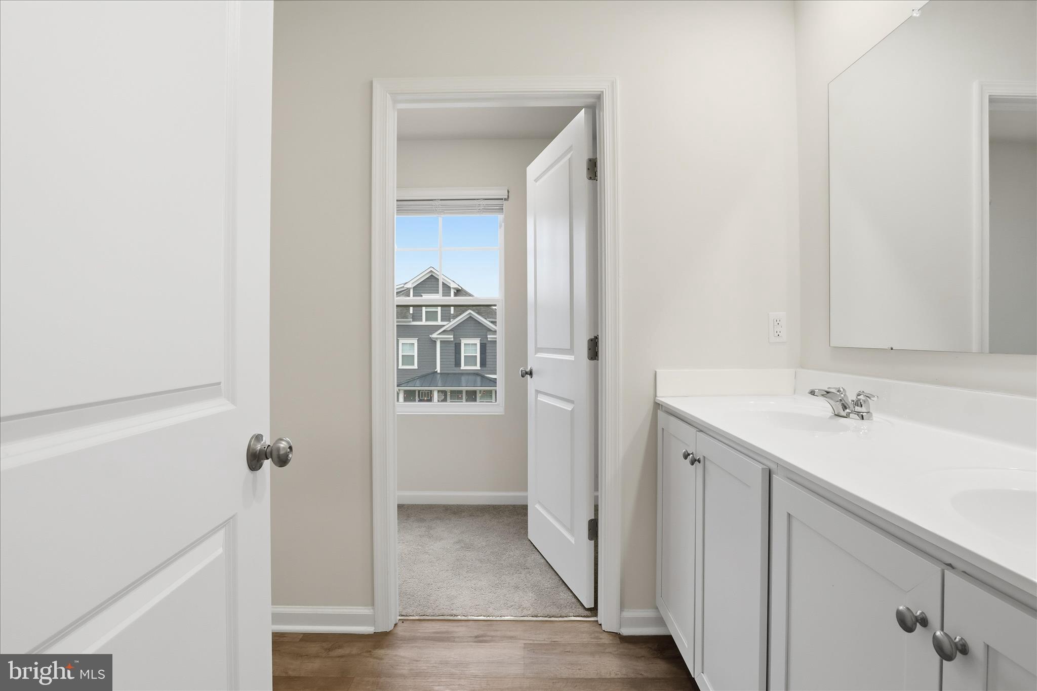 6619 Sacagawea Street Ruther Glen, VA 22546 - Photo 23 of 58 Primary full bathroom