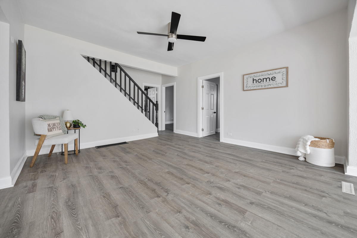 38169 North 3rd Avenue Spring Grove, IL 60081 - Photo 4 of 25