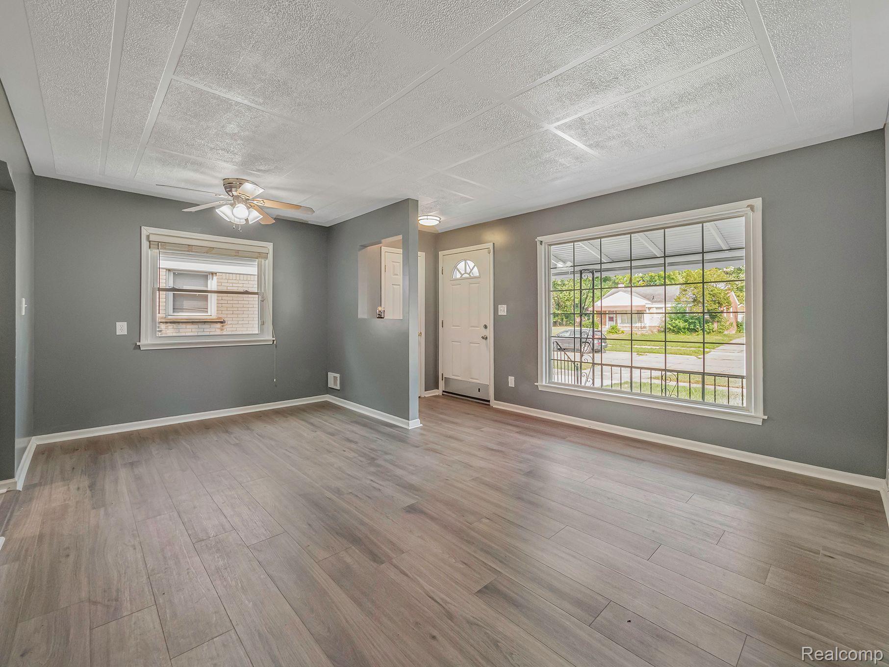 564 Longfellow Inkster, MI 48141 - Photo 6 of 26 Gallery Image 6