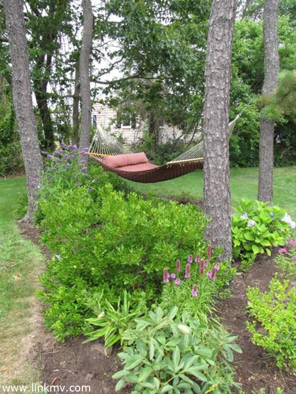 105 Herring Creek Road Edgartown, MA 02539 - Photo 11 of 25 http://d1qzqeyxiitrap.cloudfront.net/photos/23610/600/33090e4d.jpg