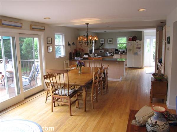 105 Herring Creek Road Edgartown, MA 02539 - Photo 23 of 25 http://d1qzqeyxiitrap.cloudfront.net/photos/23610/600/093905e1.jpg