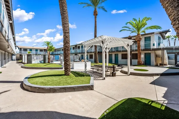 $699 | 3025 North 32nd Street, Unit 43, Phoenix, AZ 85018