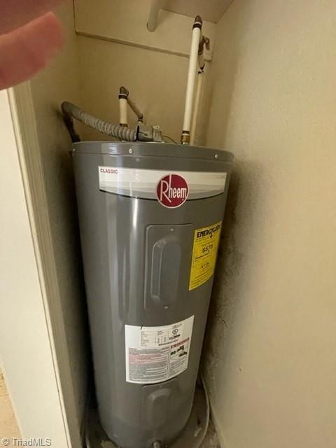118 Welch Drive High Point, NC 27265 - Photo 11 of 18 Water heater in Bedroom 1 closet