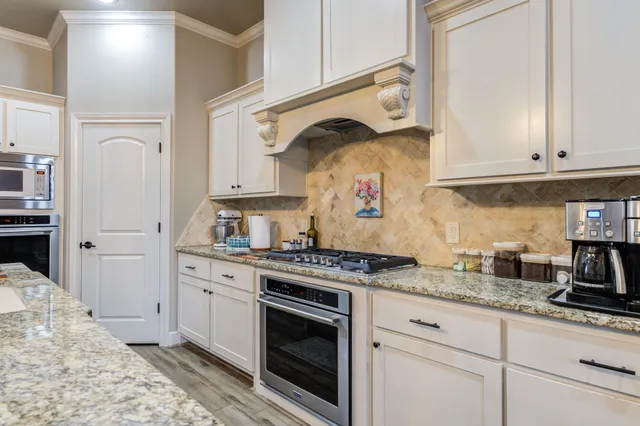 $475,000 | 617 North 9th Street, Wolfforth, TX 79382