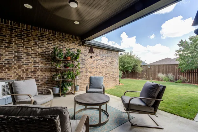 $475,000 | 617 North 9th Street, Wolfforth, TX 79382