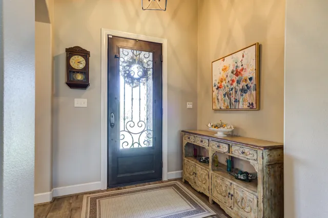 $475,000 | 617 North 9th Street, Wolfforth, TX 79382