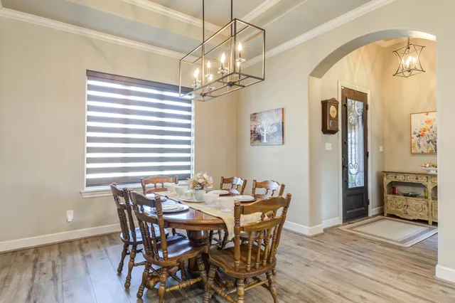 $475,000 | 617 North 9th Street, Wolfforth, TX 79382