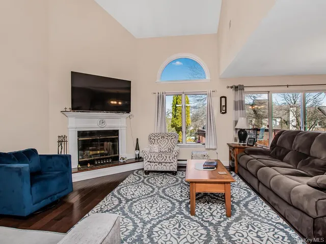 $419,000 | 178 Fairway Drive, Unit U178, Carmel, NY 10512