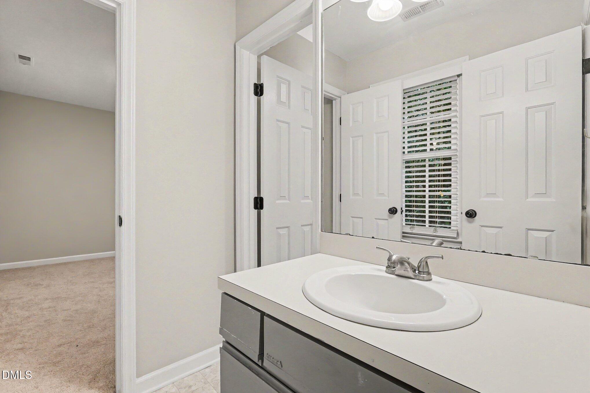 7004 Norwich Drive Raleigh, NC 27613 - Photo 31 of 42 026_433a7011_419
