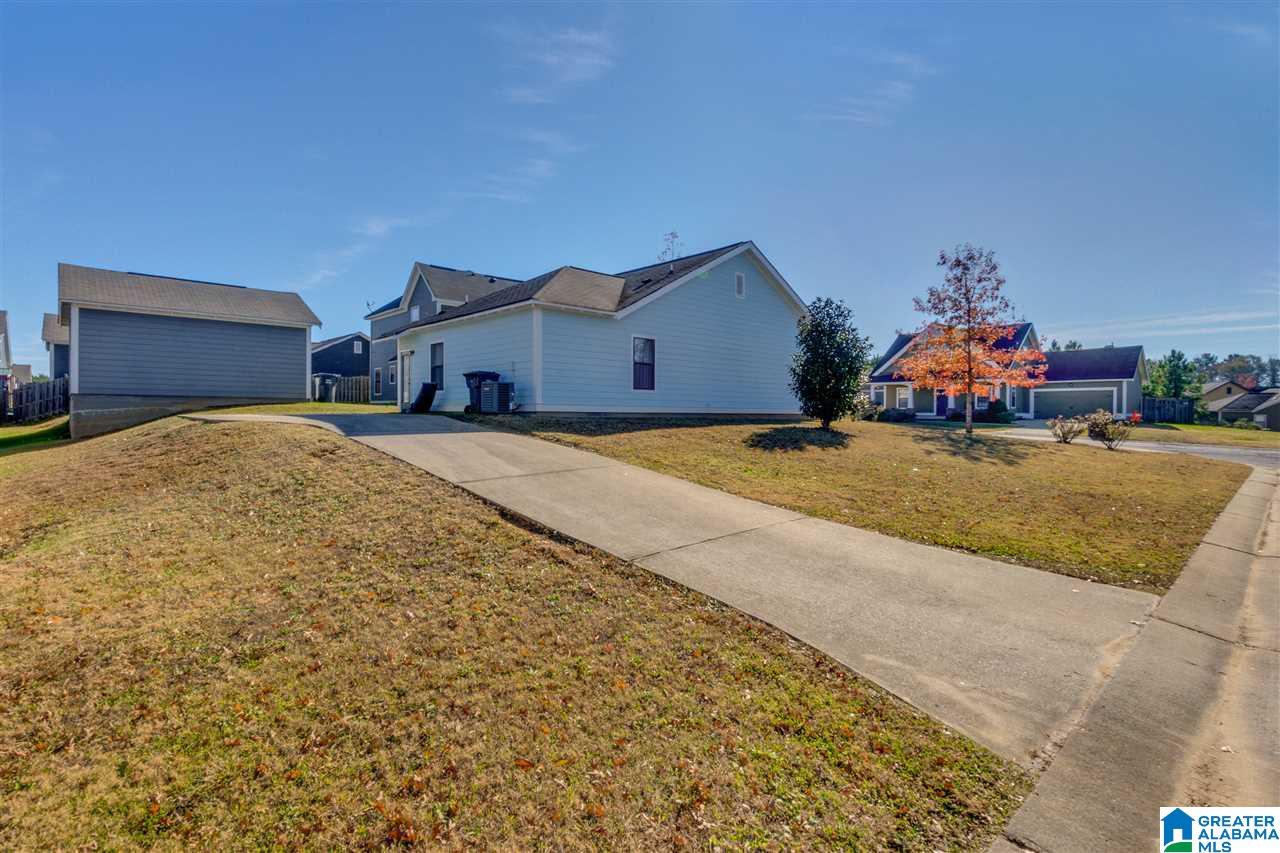 407 Enclave Drive Calera, AL 35040 - Photo 40 of 42