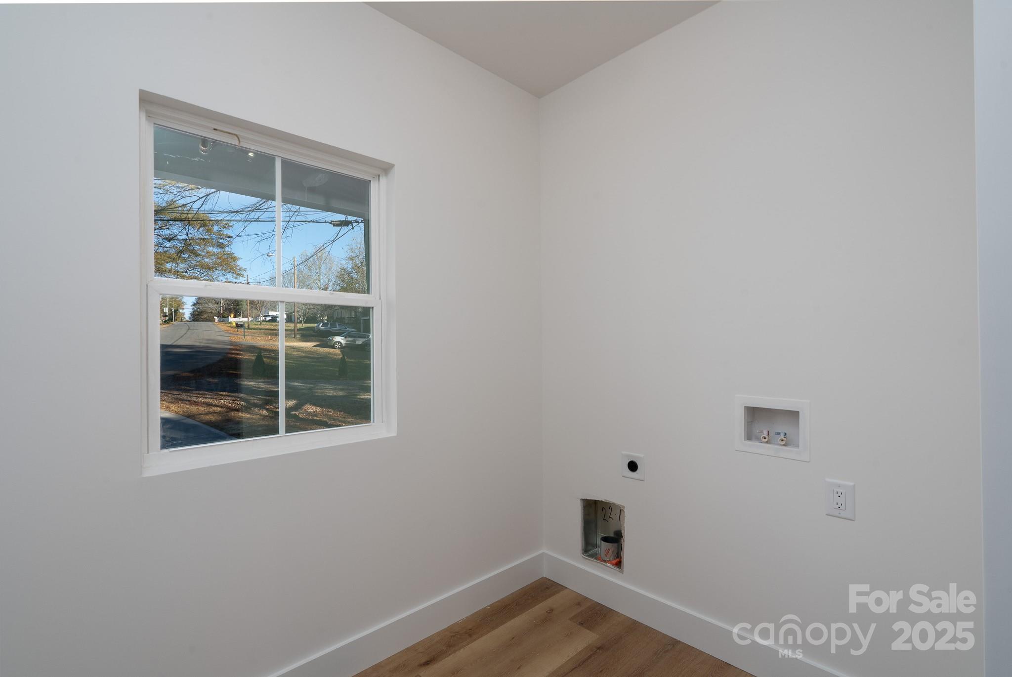 924 Oregon Street Kannapolis, NC 28083 - Photo 25 of 34 a view of an empty room with a window