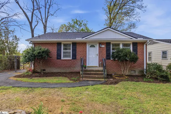 $240,000 | 7 Picadilly Street, Taylors, SC 29687