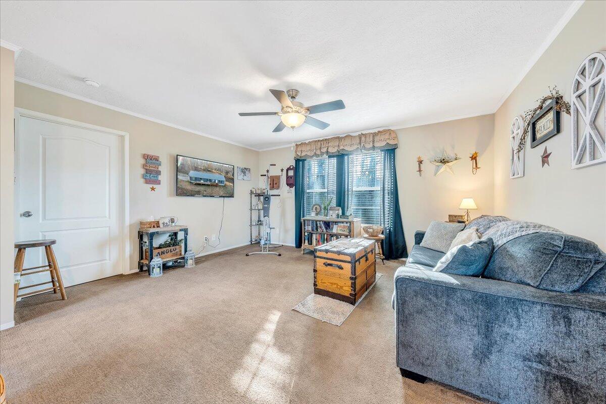 170 Airport Road Northwest Riner, VA 24149 - Photo 13 of 41 05-MIB08748
