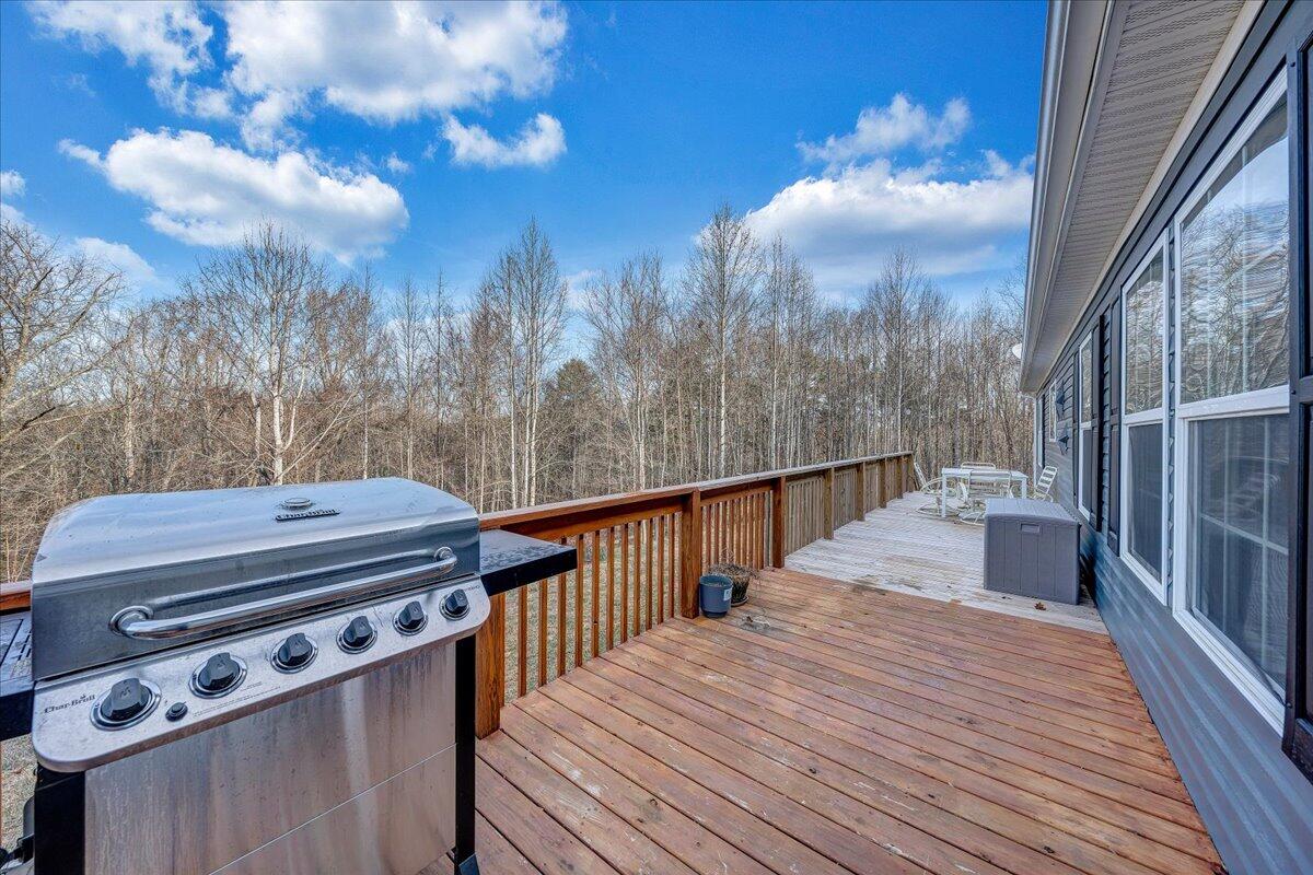 170 Airport Road Northwest Riner, VA 24149 - Photo 7 of 41 29-MIB08826