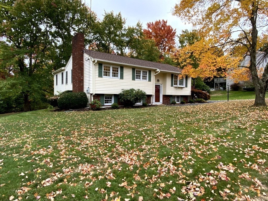 6 Grandview Road Billerica, MA 01821 - Photo 2 of 38