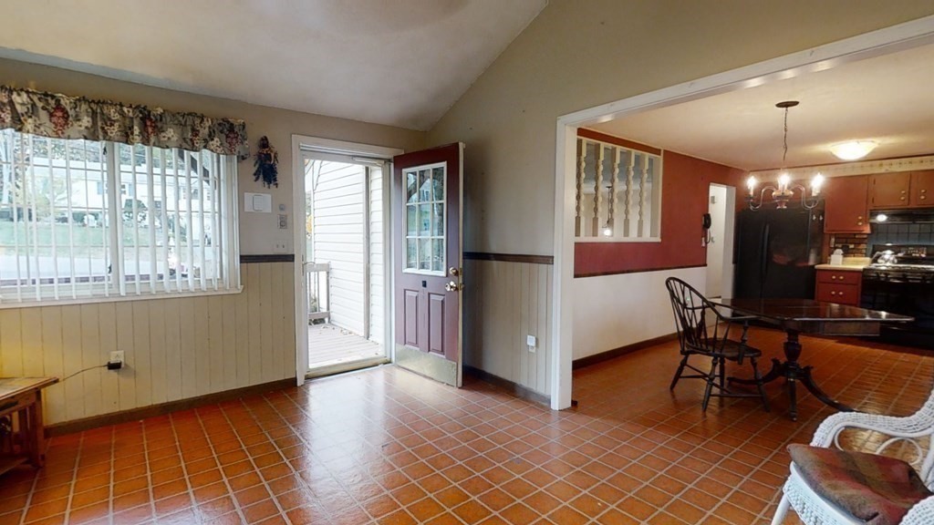 6 Grandview Road Billerica, MA 01821 - Photo 7 of 38