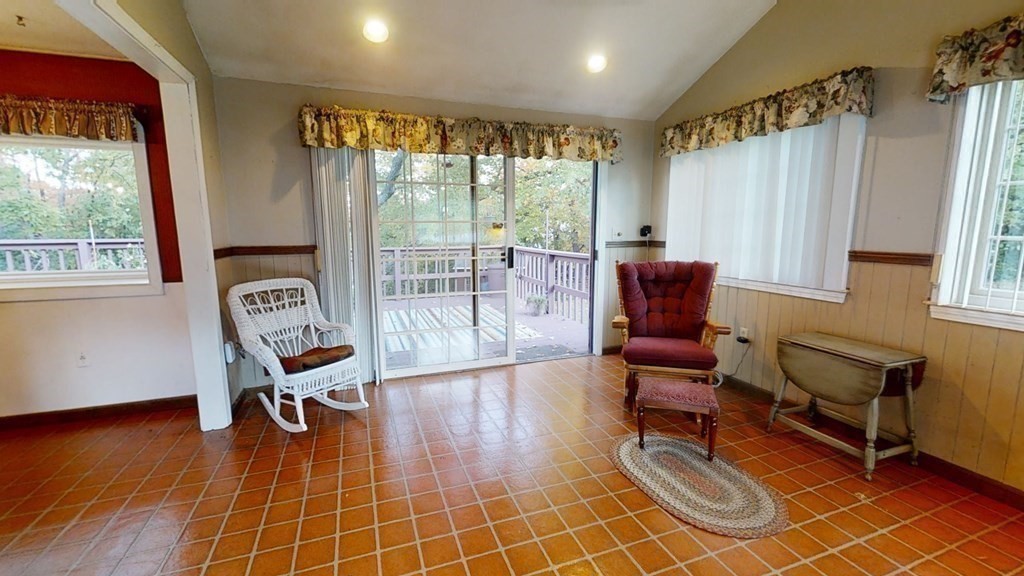 6 Grandview Road Billerica, MA 01821 - Photo 10 of 38