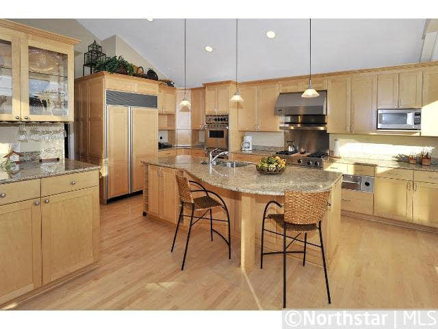 215 Woodpecker Ridge Road Tonka Bay, MN 55331 - Photo 4 of 17