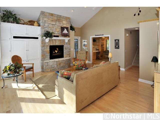 215 Woodpecker Ridge Road Tonka Bay, MN 55331 - Photo 7 of 17