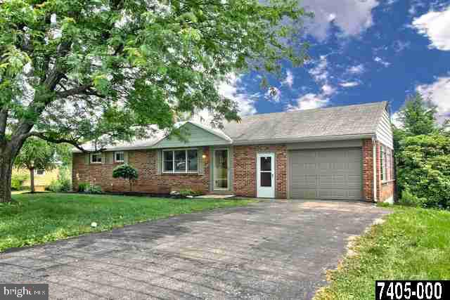 1235 Crescent Road York, PA 17402 - Photo 1 of 25 Gallery Image 1