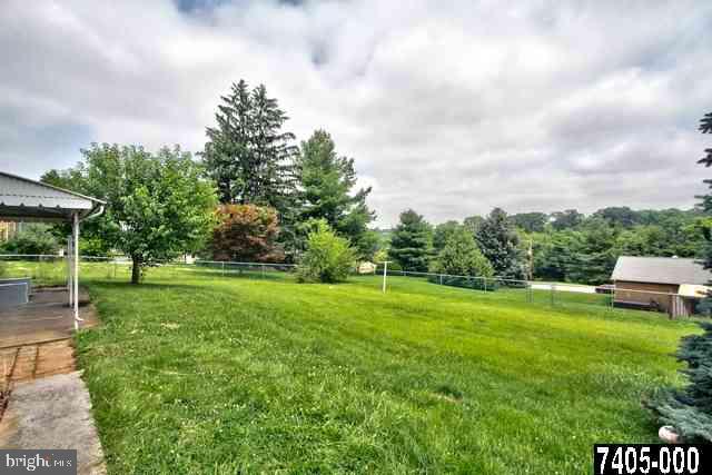 1235 Crescent Road York, PA 17402 - Photo 23 of 25 Gallery Image 23