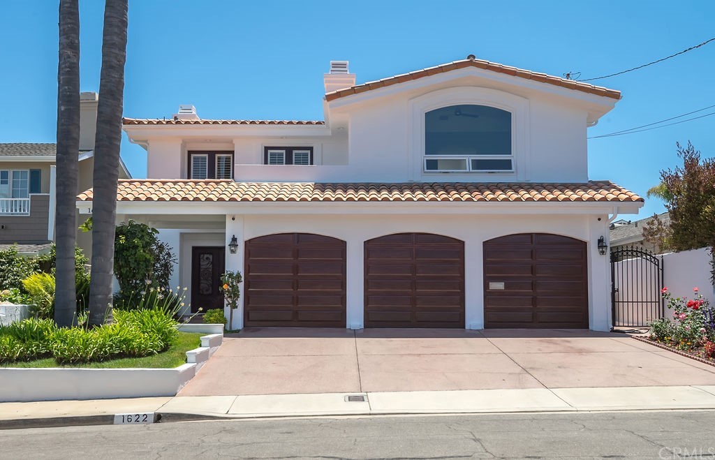 1622 5th Street Manhattan Beach, CA 90266 - Photo 1 of 40