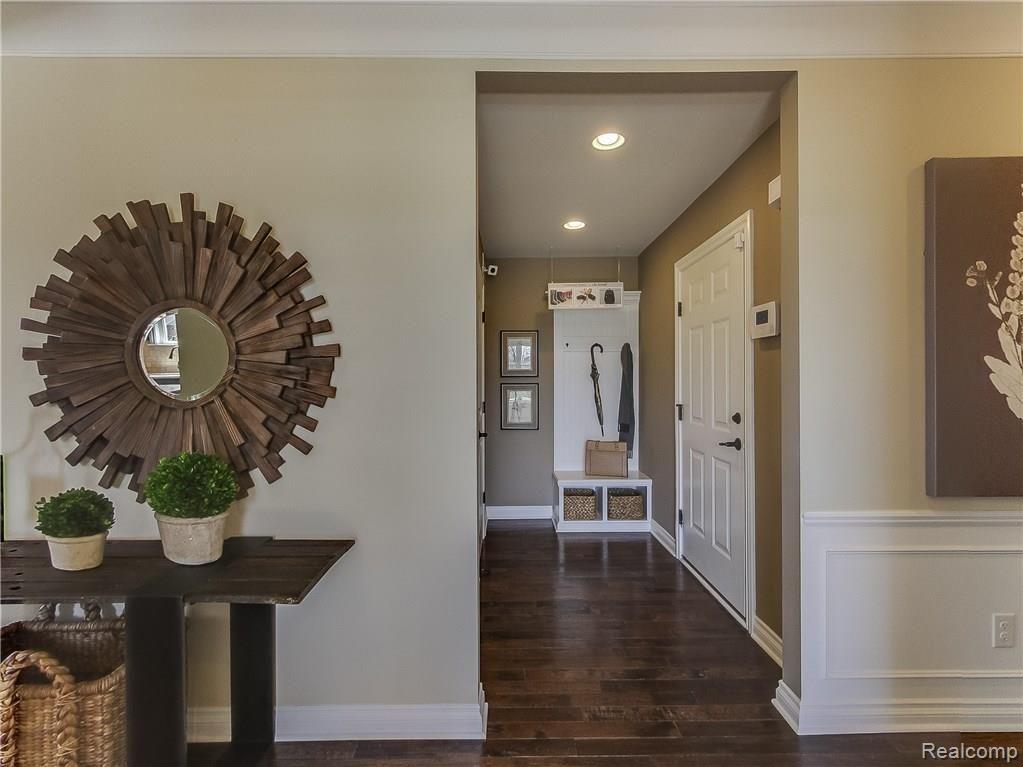 49701 Mapleton Canton, MI 48188 - Photo 12 of 24