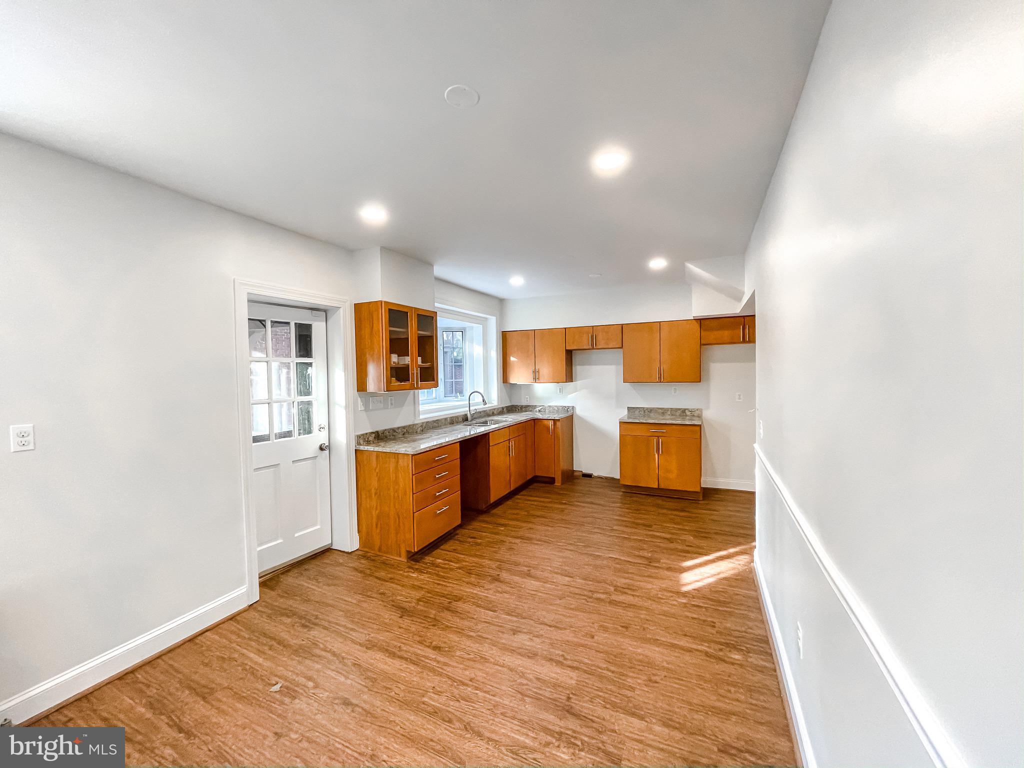 5500 Roland Avenue Baltimore, MD 21210 - Photo 12 of 41
