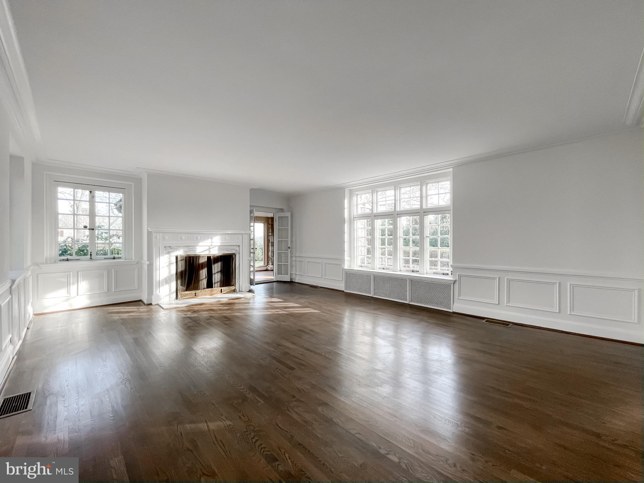 5500 Roland Avenue Baltimore, MD 21210 - Photo 8 of 41