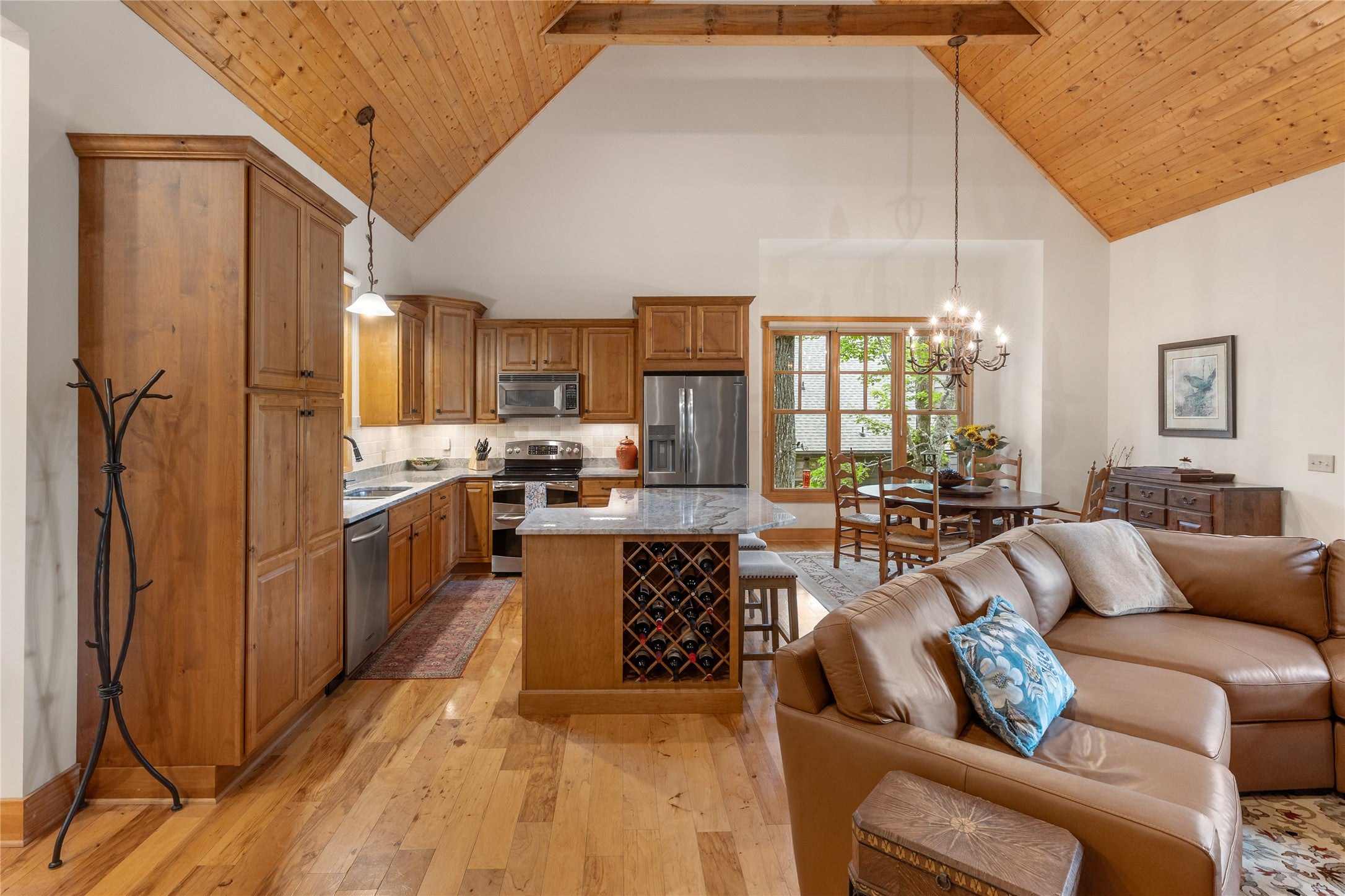394 Rendezvous Ridge Cashiers, NC 28717 - Photo 18 of 100 Gallery Image 18