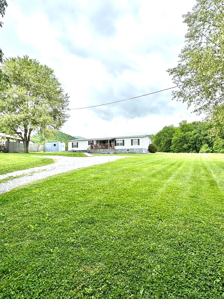 622 Thompson Road Marion, VA 24354 - Photo 39 of 48 Gallery Image 39
