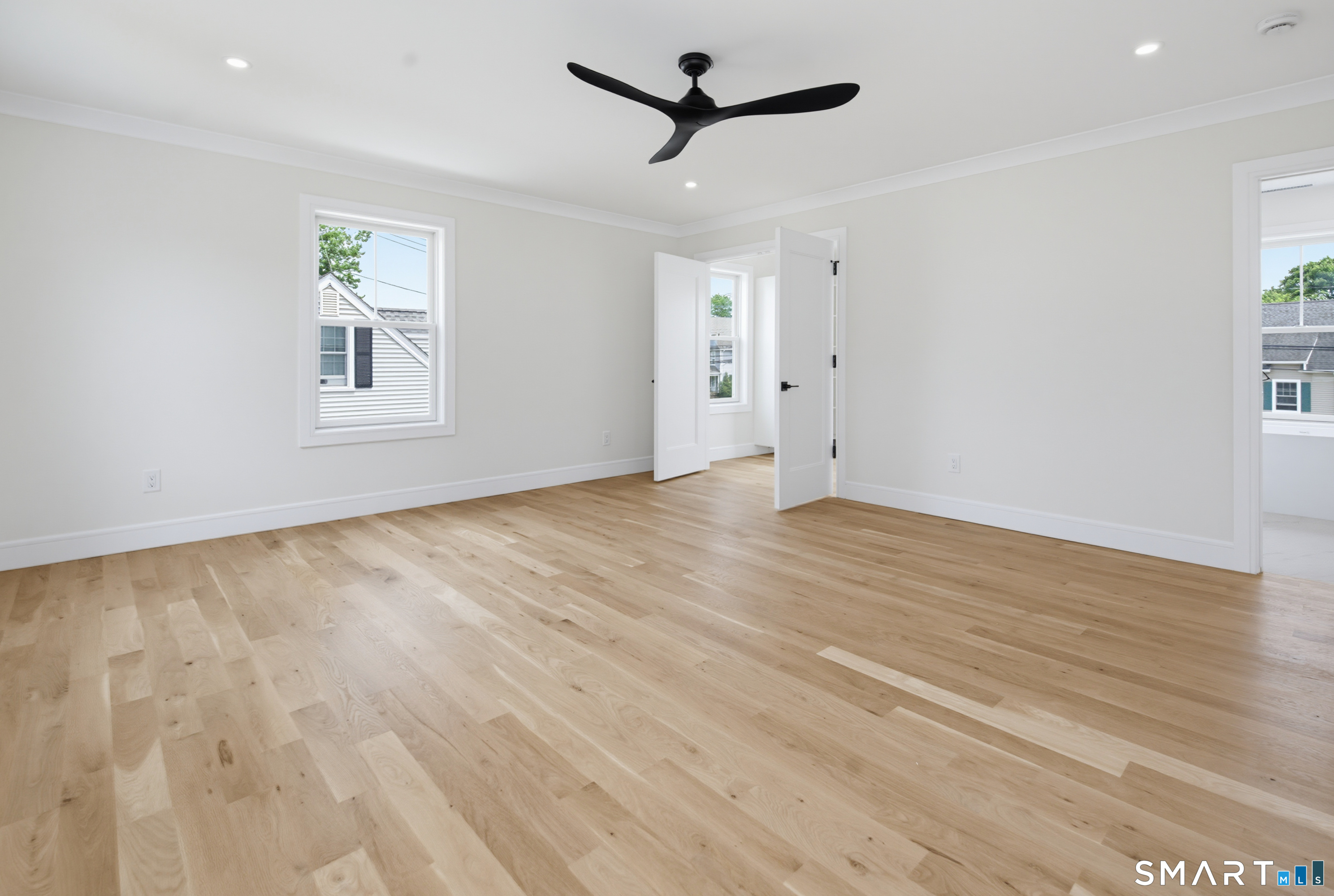 694 Jennings Road Fairfield, CT 06824 - Photo 27 of 39 Gallery Image 27