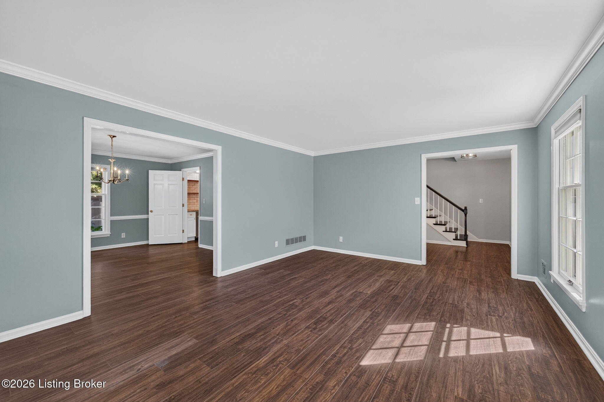 513 Moser Road Louisville, KY 40243 - Photo 8 of 44 Living Room