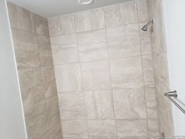 $1,300 | 8315 Breezy Cove, Unit 3, Selma, TX 78154