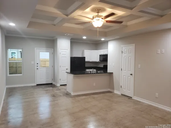 $1,300 | 8315 Breezy Cove, Unit 3, Selma, TX 78154