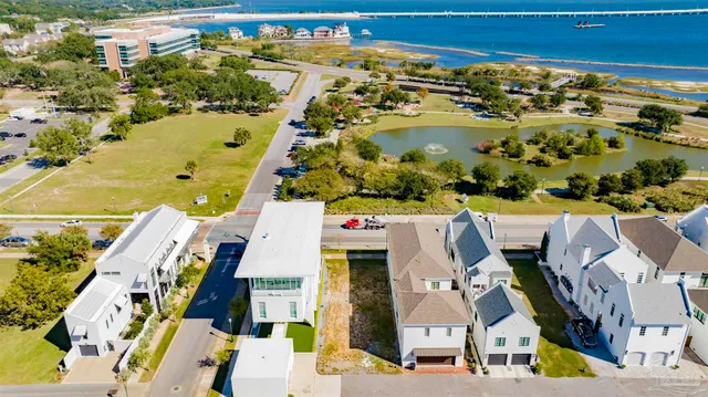 $379,000 | 111 South 9th Avenue, Pensacola, FL 32502