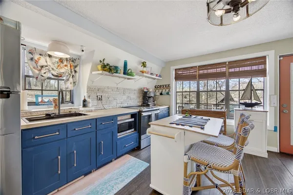 $249,000 | 242 Irontown Circle, Roach, MO 65787