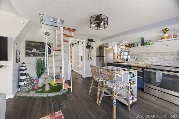 $249,000 | 242 Irontown Circle, Roach, MO 65787