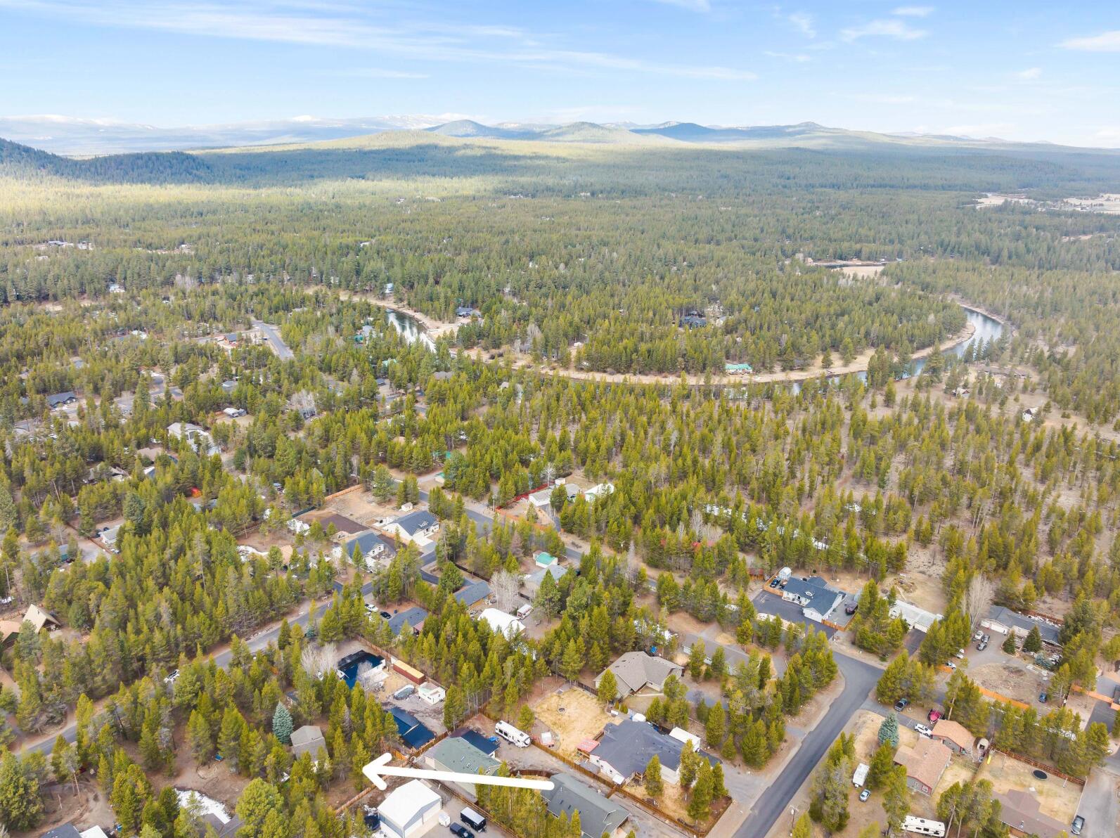 56244 Black Duck Road Bend, OR 97707 - Photo 20 of 24 a view of city and mountain