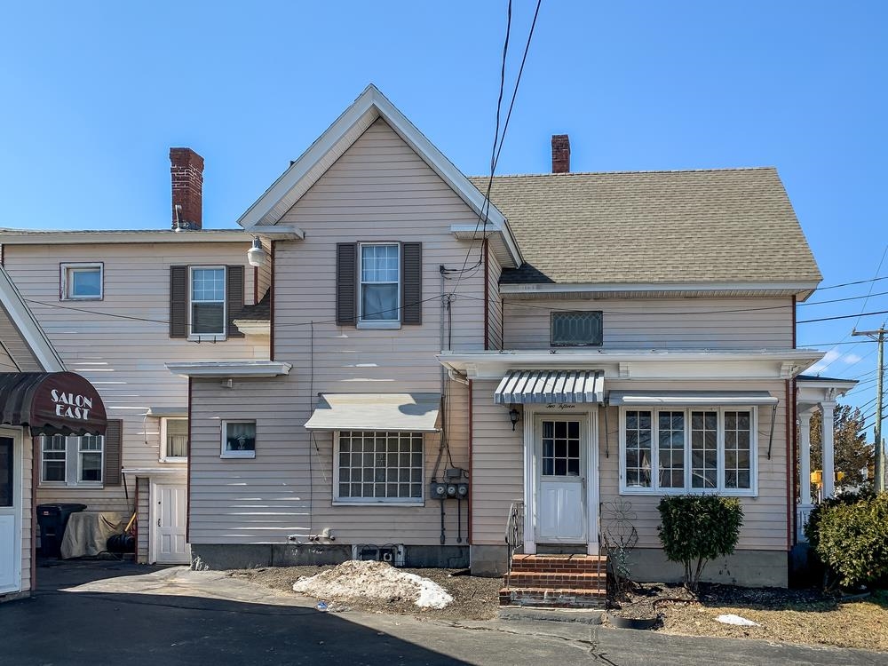 215 Bridge Street Manchester, NH 03104 - Photo 3 of 19 Gallery Image 3