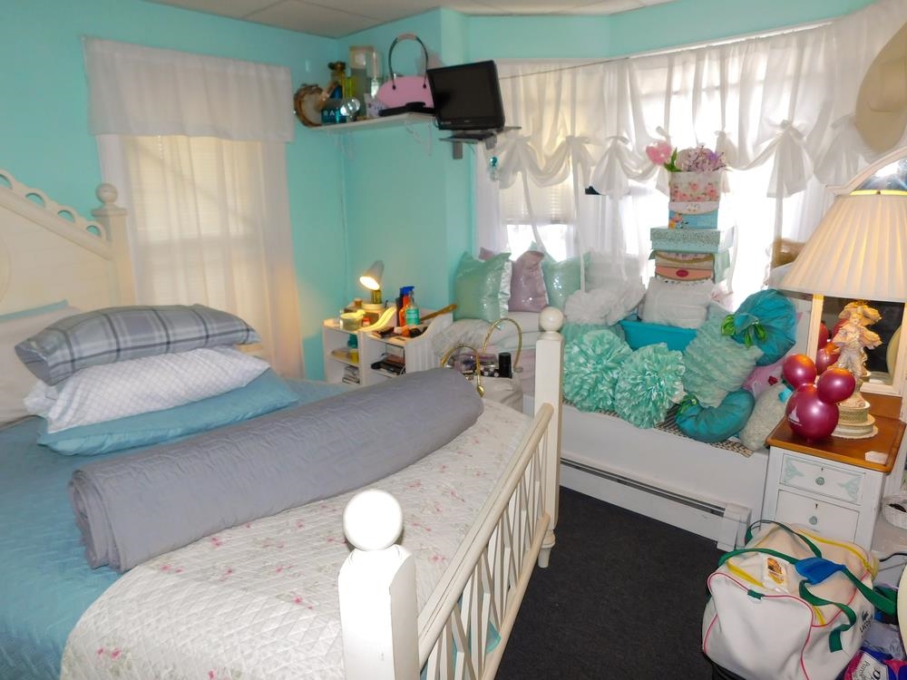 215 Bridge Street Manchester, NH 03104 - Photo 7 of 19 Gallery Image 7