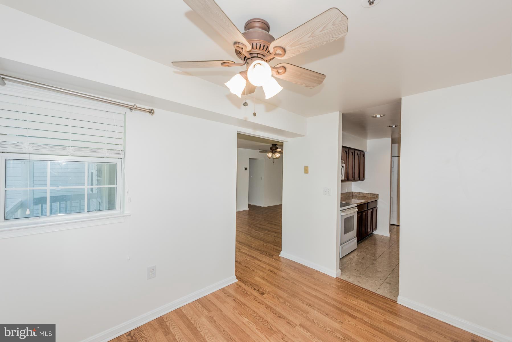 8388 Montgomery Run Road, Unit E Ellicott City, MD 21043 - Photo 4 of 23 Dining Room