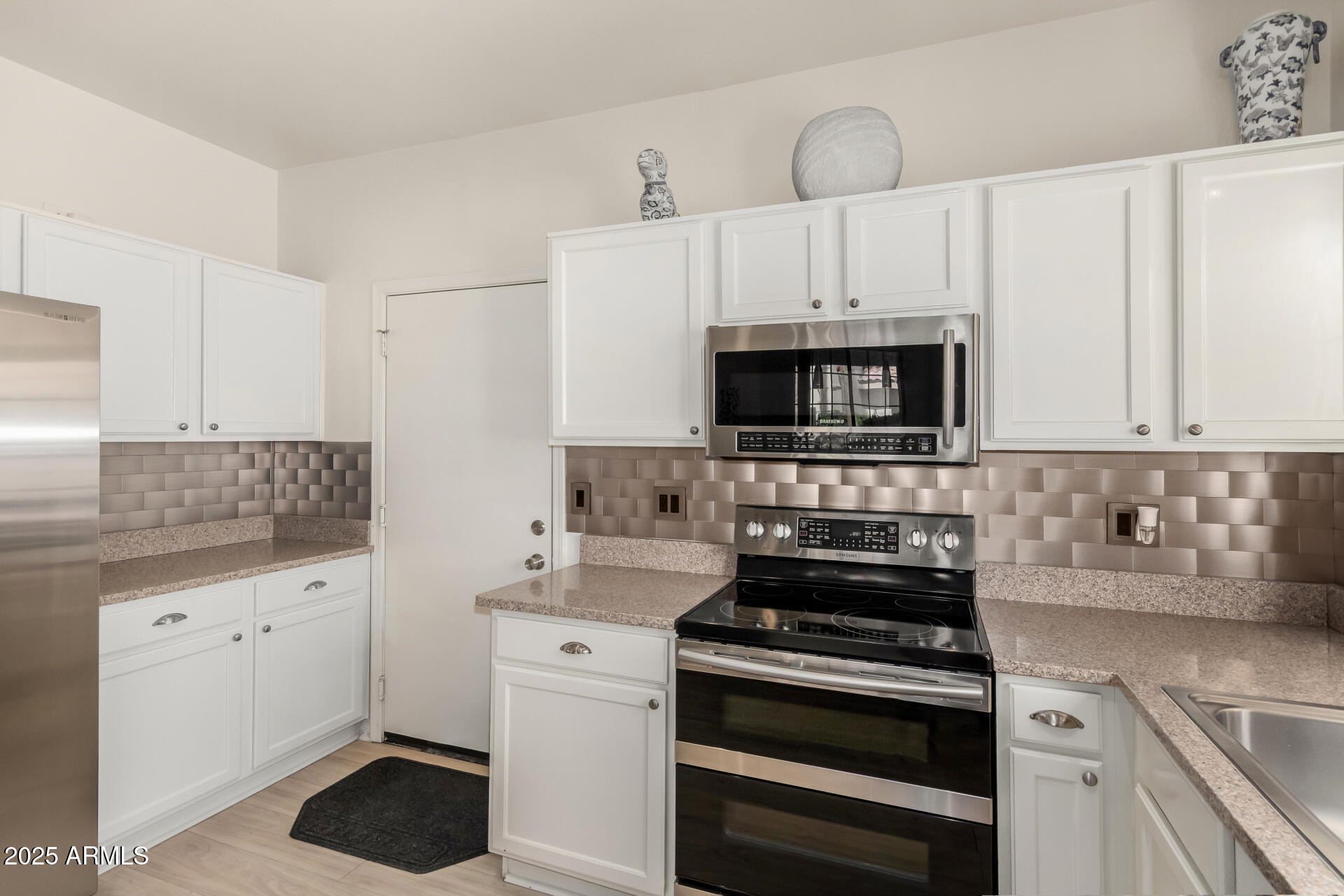 2801 North Litchfield Road, Unit 27 Goodyear, AZ 85395 - Photo 14 of 34 13 - Litchfield